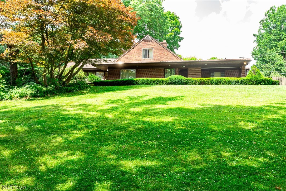 125 Fairlawn Avenue