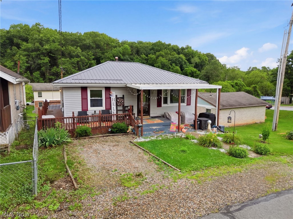 1329 Race Street Property Photo 1
