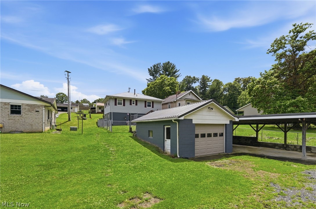 1329 Race Street Property Photo 23