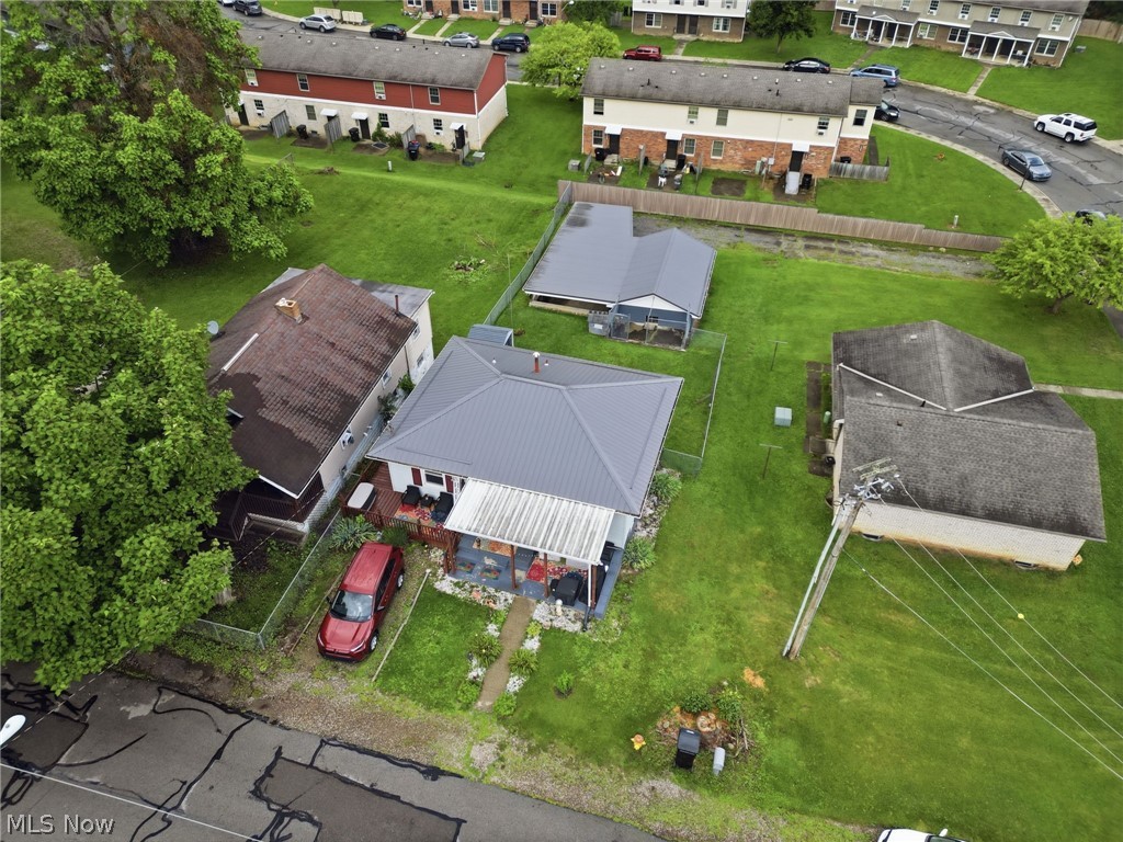 1329 Race Street Property Photo 26