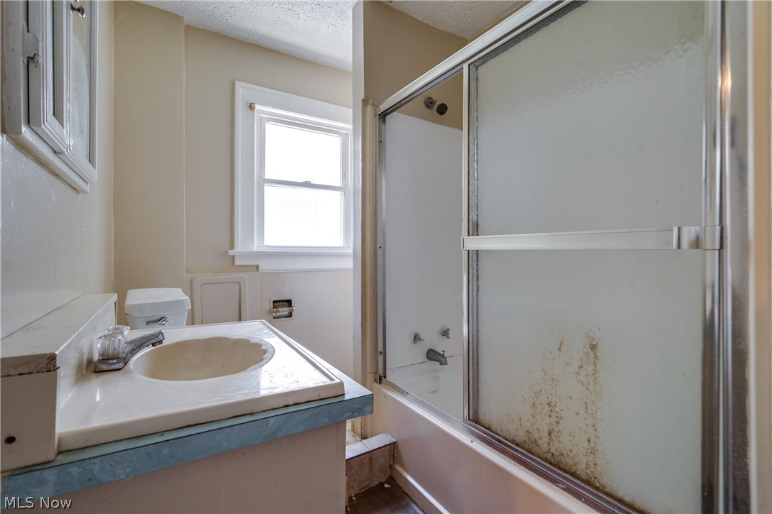 926 Work Drive Property Photo 17