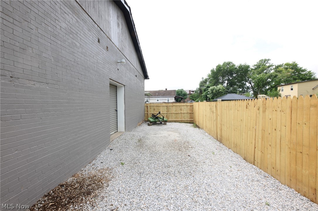 1431 Charles Street Property Photo 5