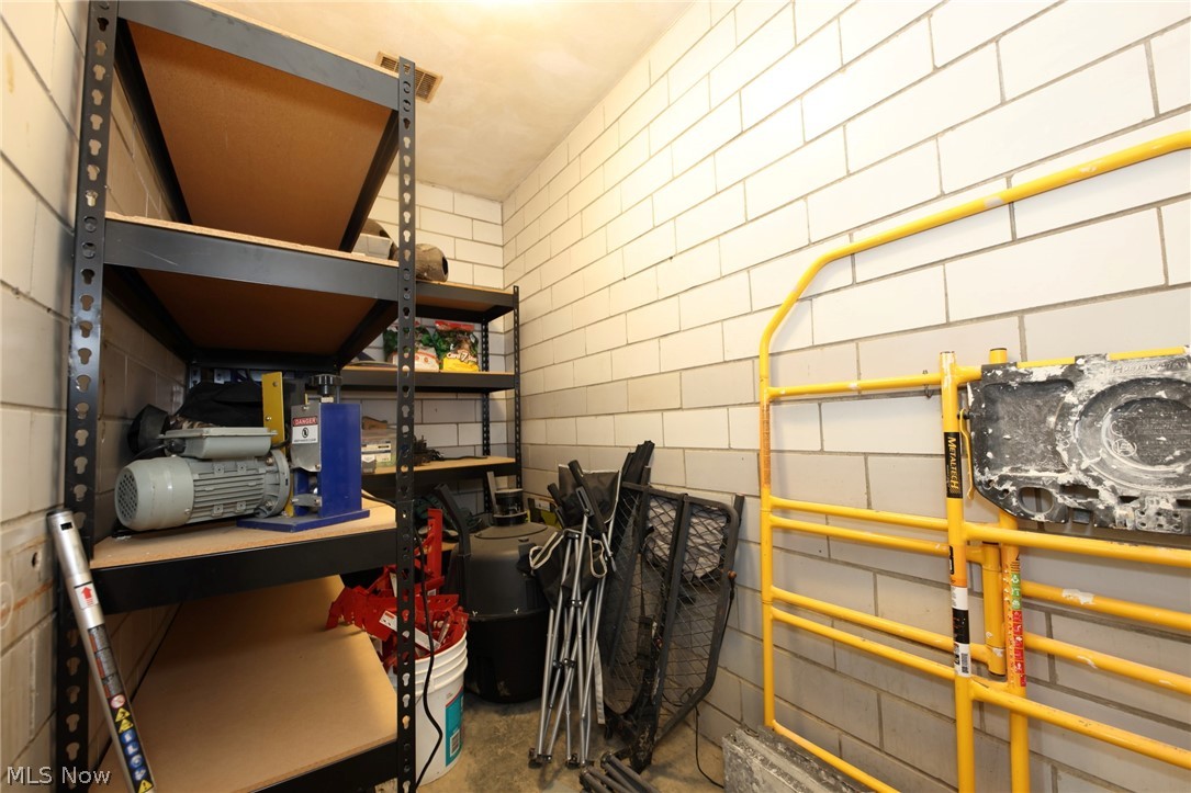 1431 Charles Street Property Photo 21