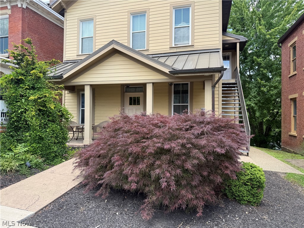 813 Steubenville Avenue Property Photo 1