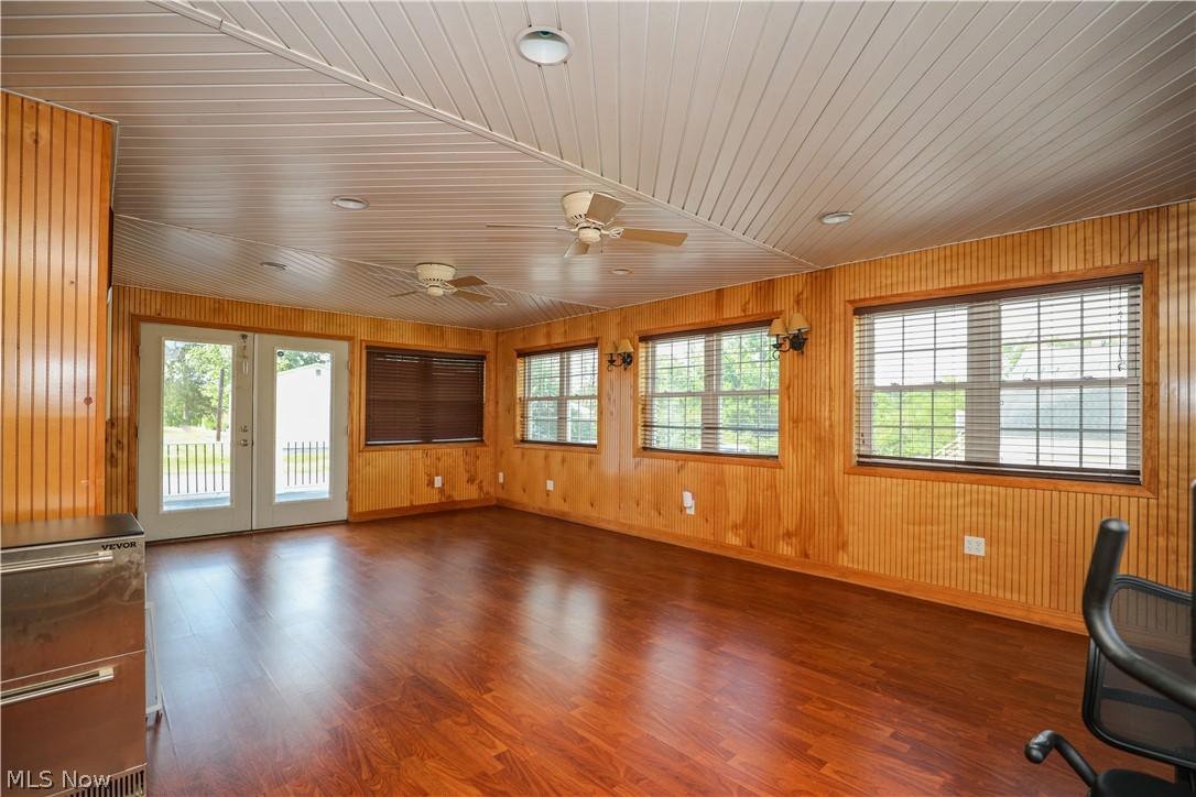 2845 Industry Road Property Photo 24