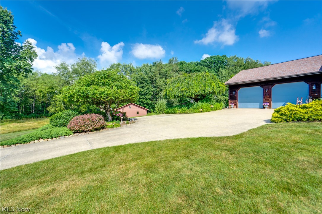 2785 Brady Lake Property Photo 4