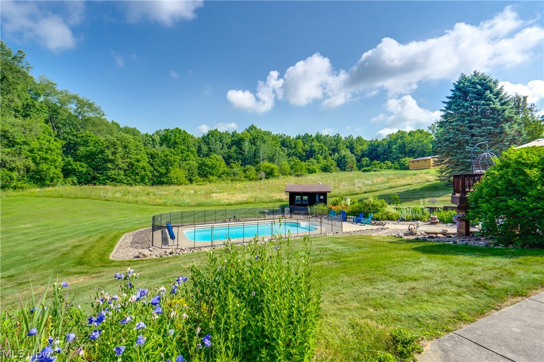 2785 Brady Lake Property Photo 5