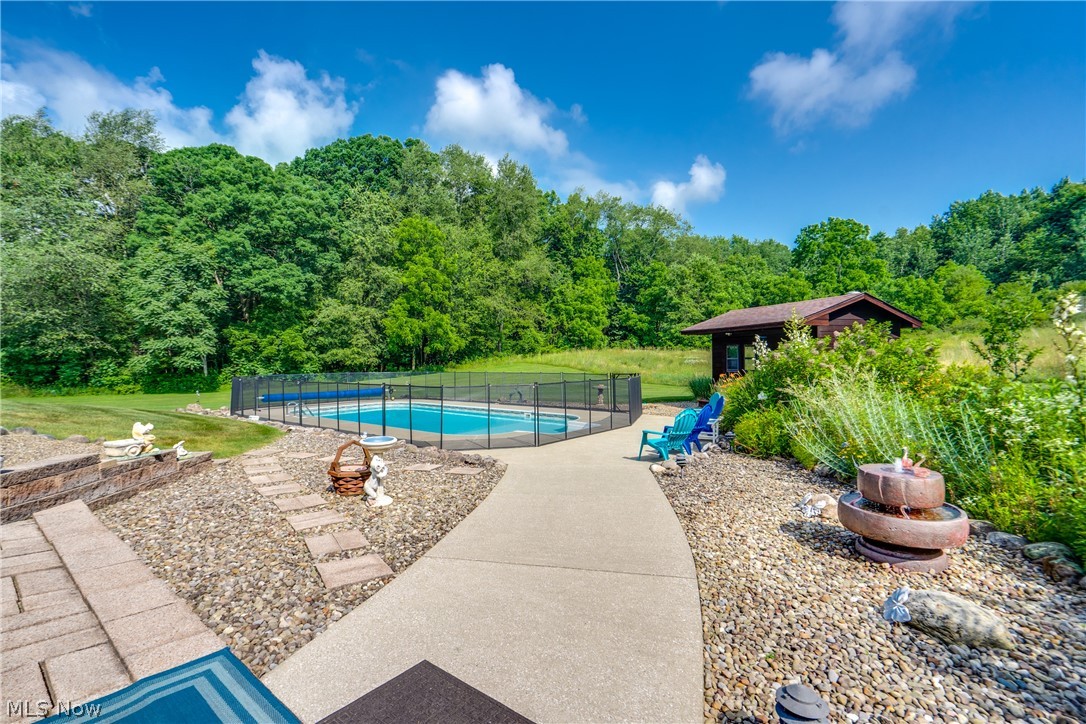 2785 Brady Lake Property Photo 7