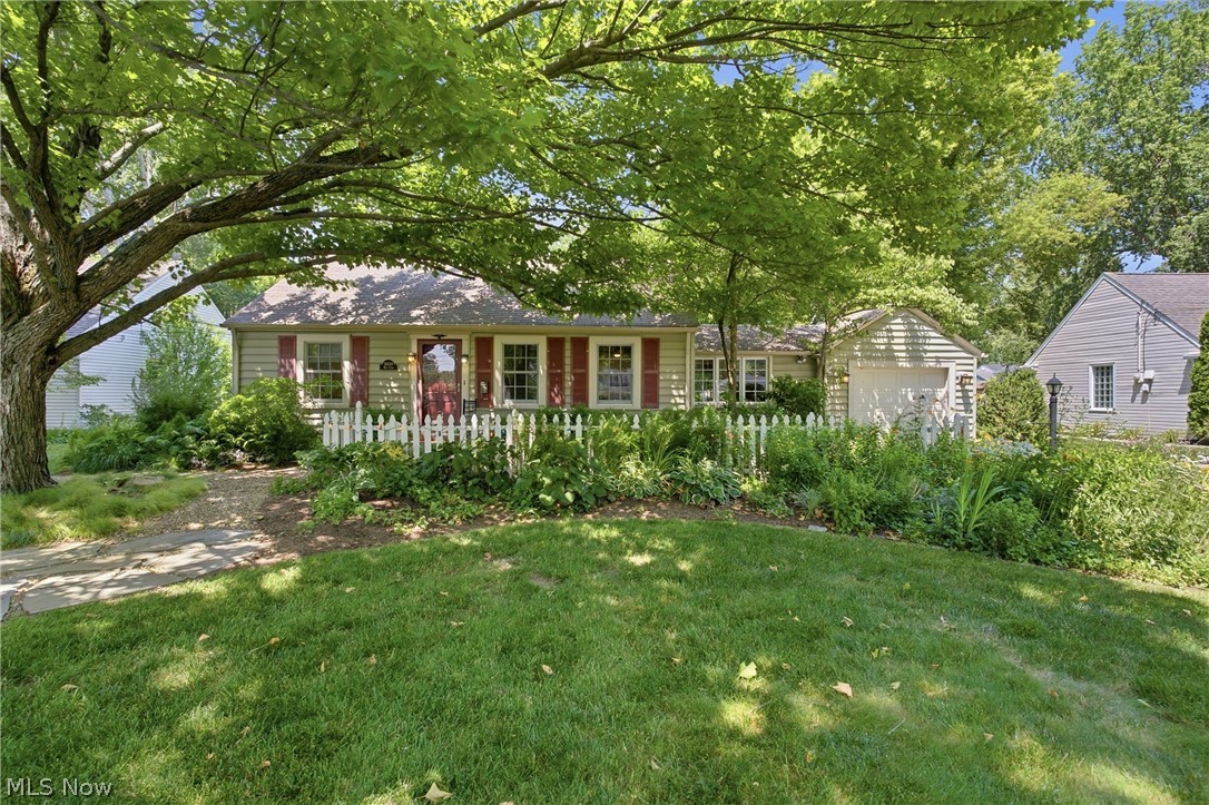 30210 Wolf Road Property Photo 4