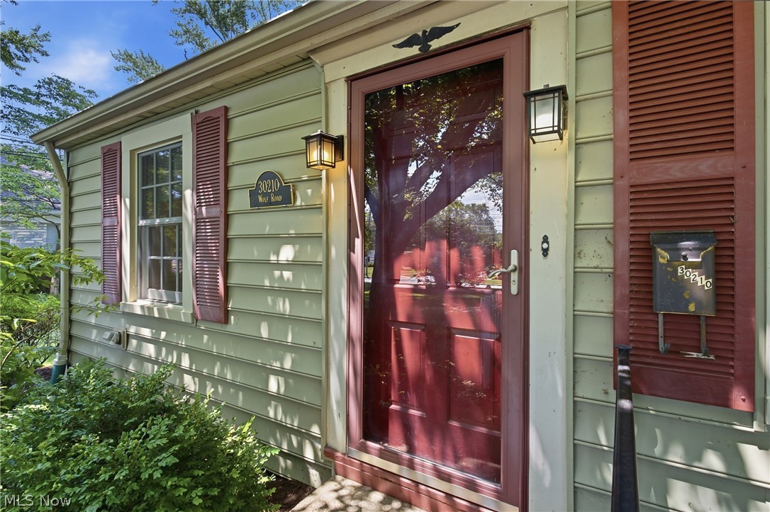 30210 Wolf Road Property Photo 6