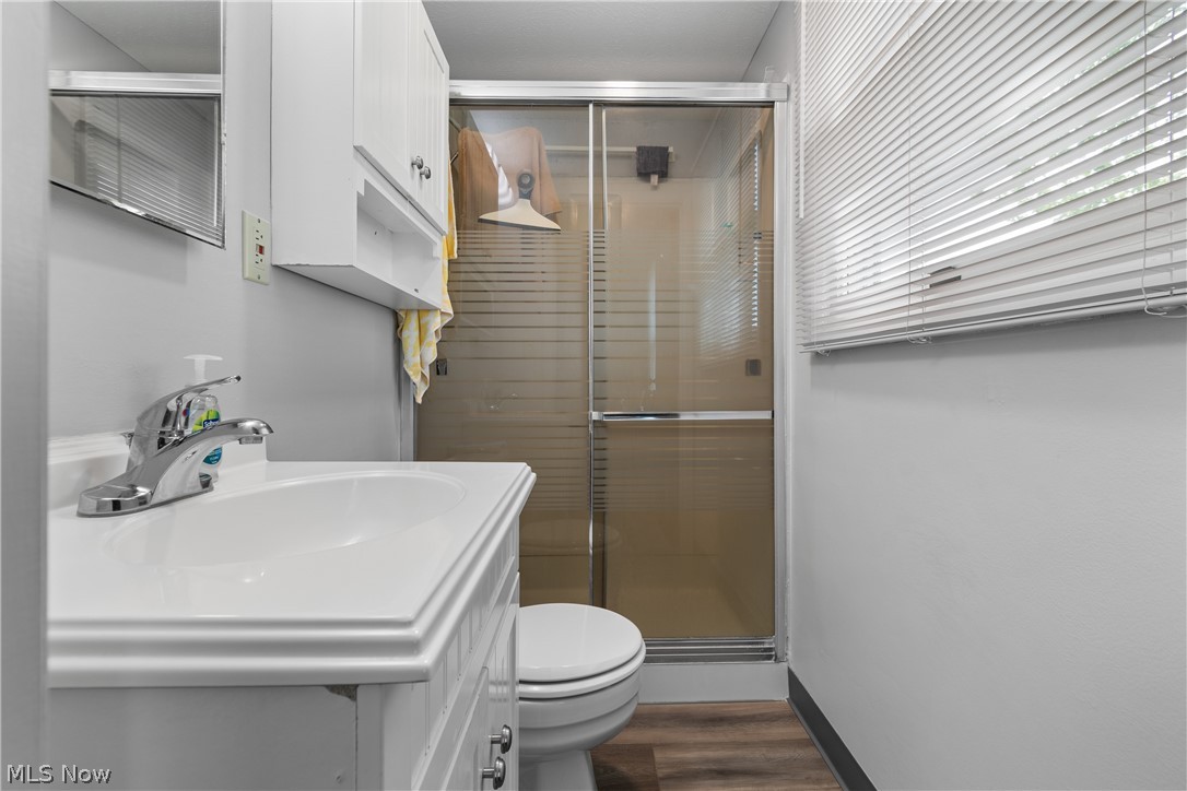 4506 Honeysuckle Drive Property Photo 16