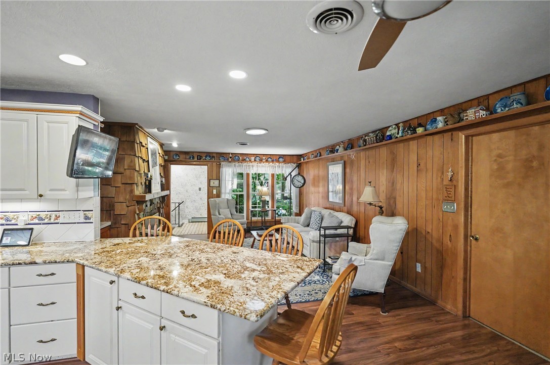 671 S Sheraton Drive Property Photo 7