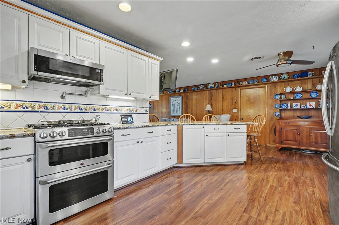 671 S Sheraton Drive Property Photo 9
