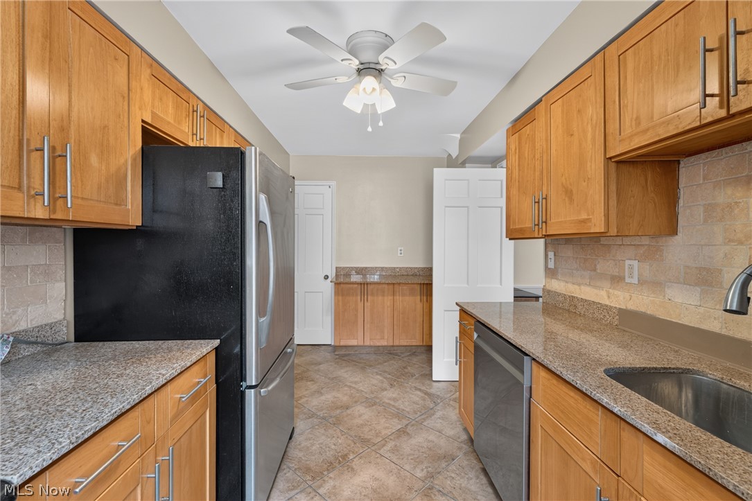13600 Shaker Boulevard 505 Property Photo 8