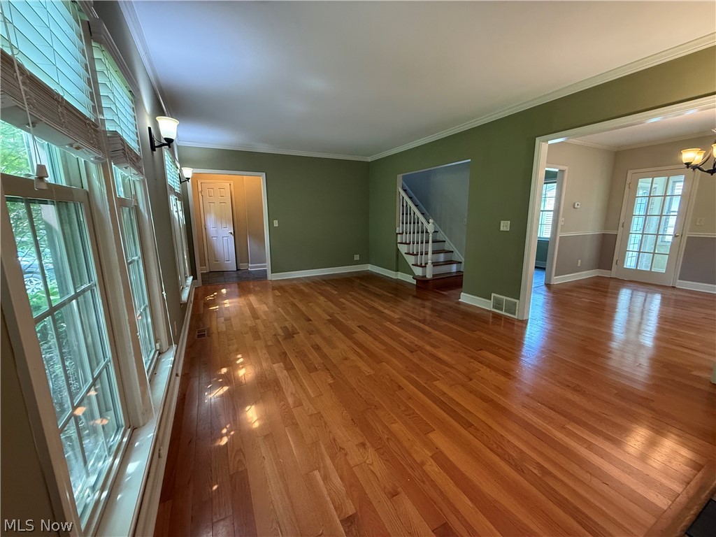 16713 Lomond Boulevard Property Photo 4