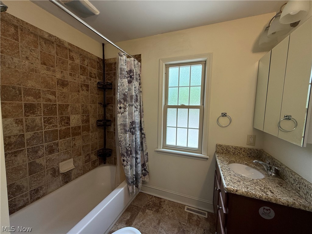 16713 Lomond Boulevard Property Photo 19