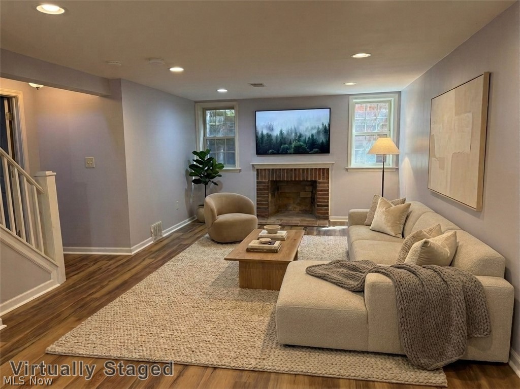 16713 Lomond Boulevard Property Photo 25