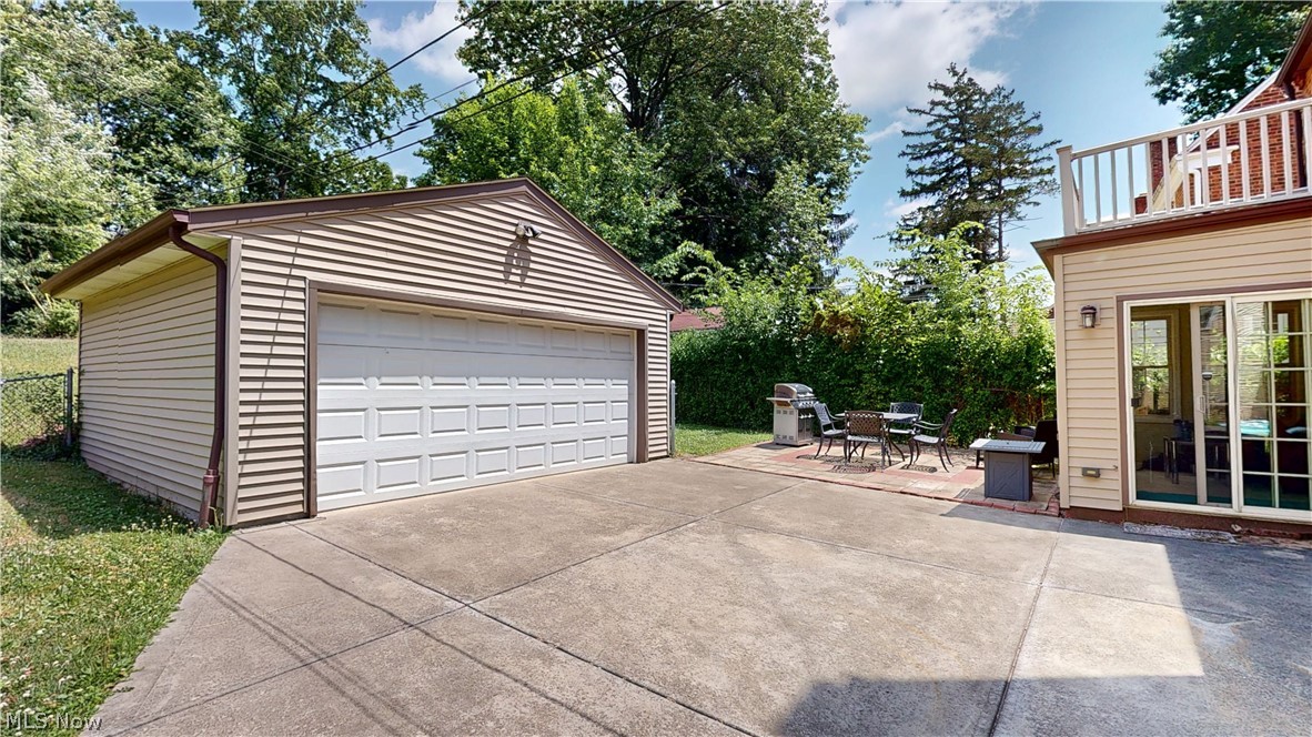 16713 Lomond Boulevard Property Photo 29