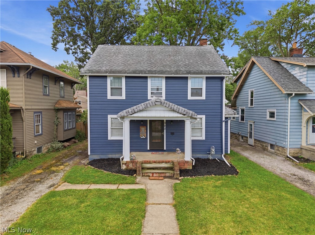 323 Denison Avenue Property Photo 2