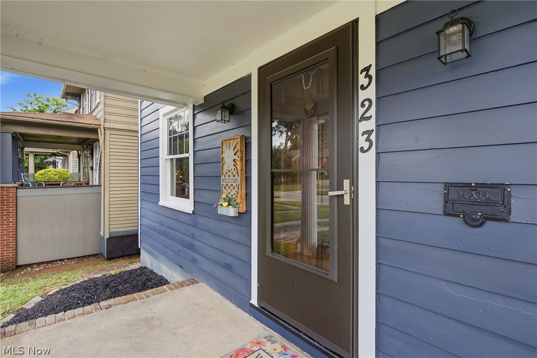 323 Denison Avenue Property Photo 6