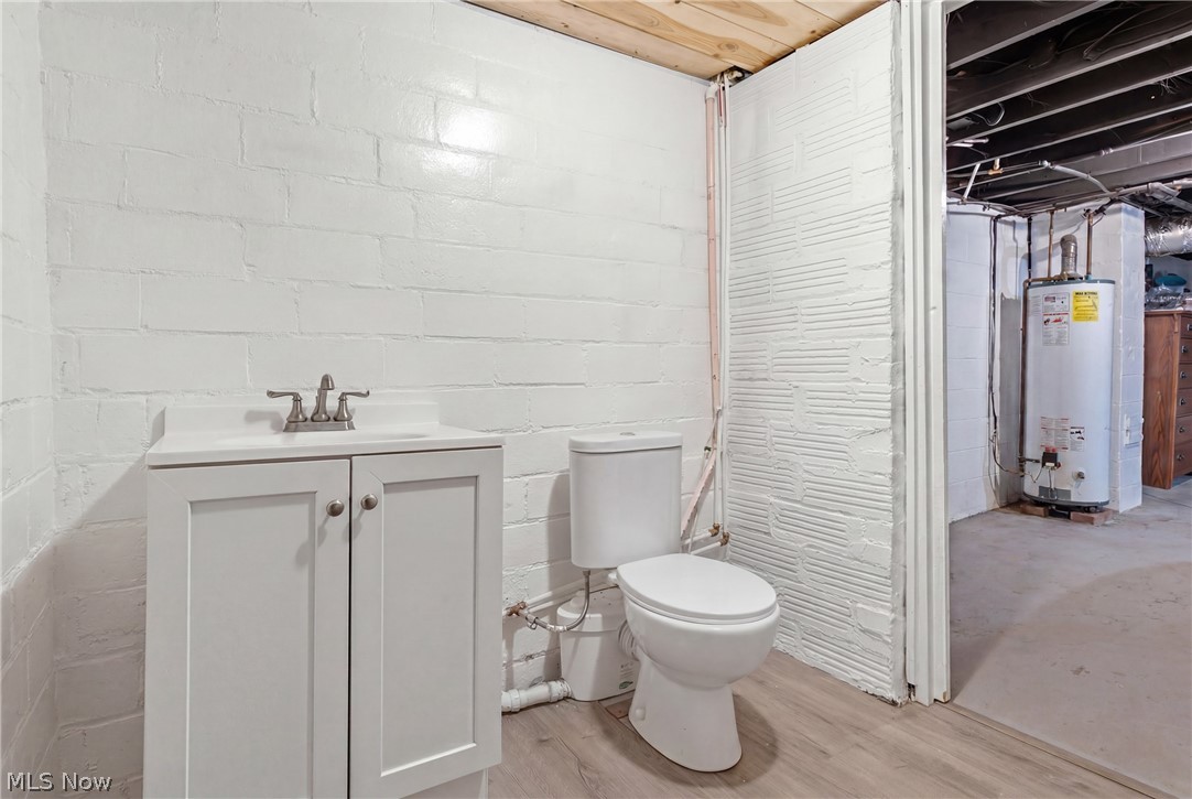 323 Denison Avenue Property Photo 40