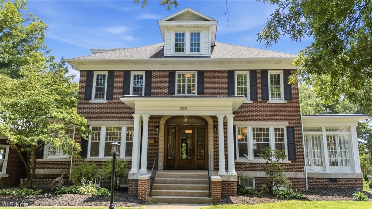 200 Washington Street Property Photo