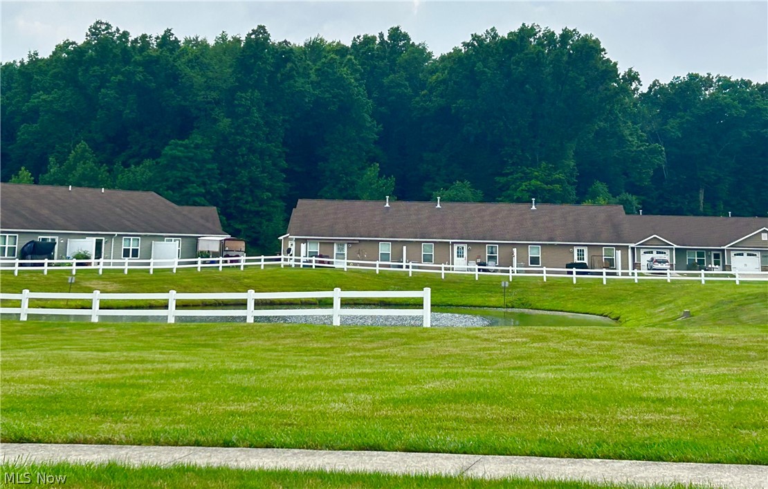 W View Avenue