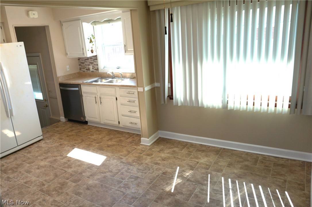 5716 Champaign Avenue Property Photo 4