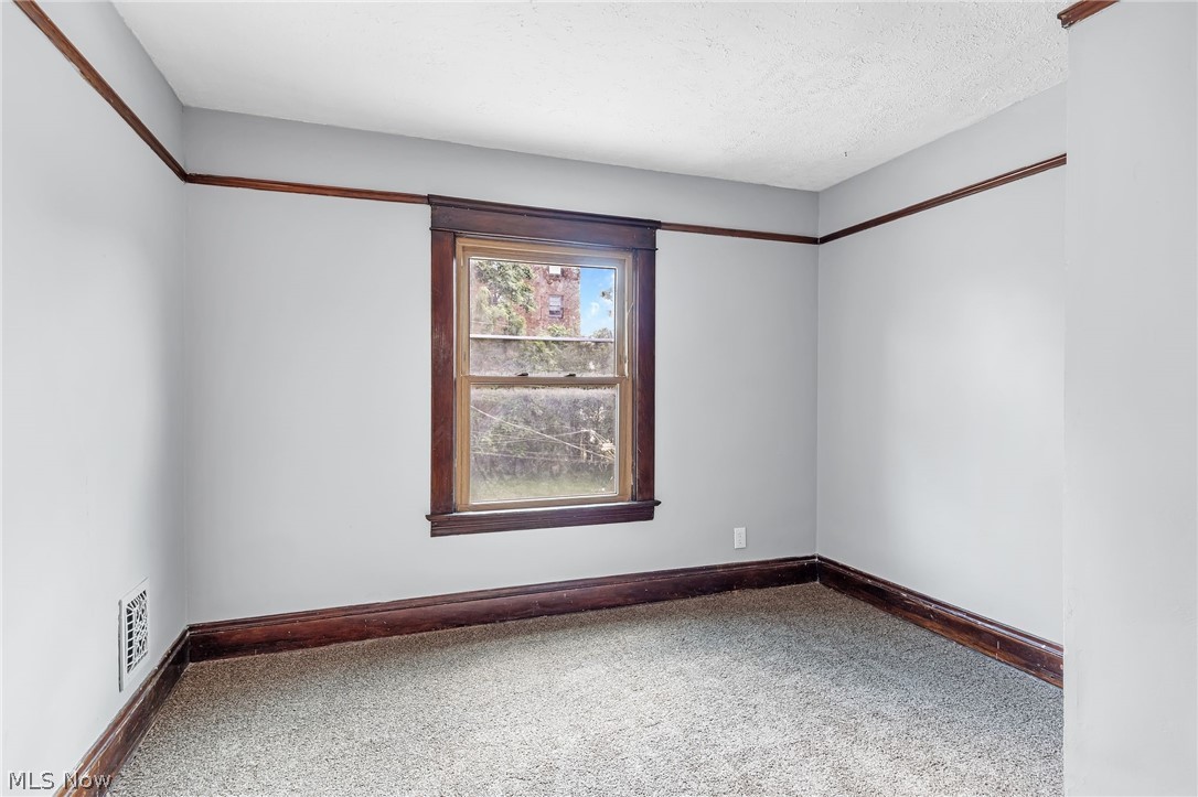 1584 E 94th Street Property Photo 20