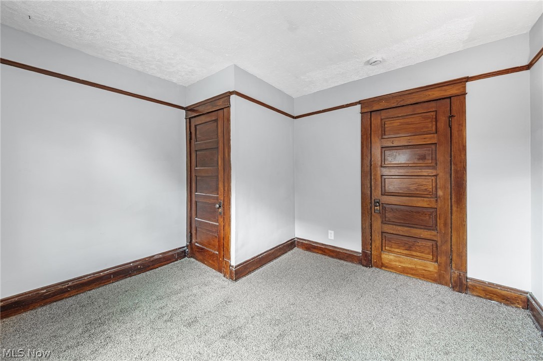 1584 E 94th Street Property Photo 21