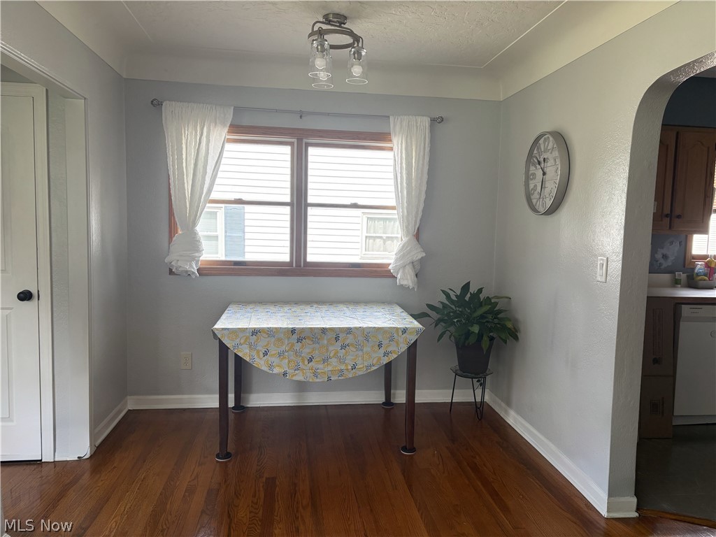 246 Hilliard Road Property Photo 4