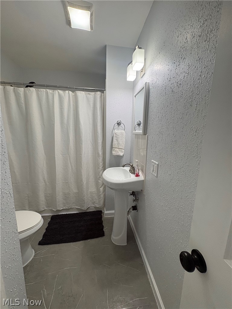 246 Hilliard Road Property Photo 17