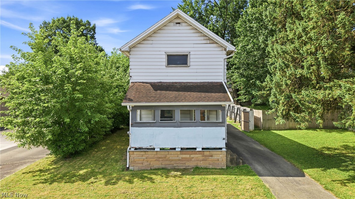 22 Spring Street Property Photo 1