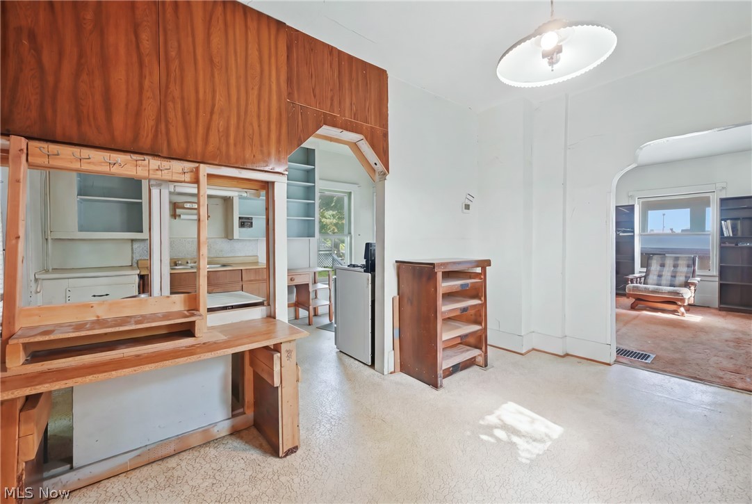 22 Spring Street Property Photo 7