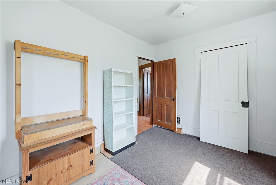 22 Spring Street Property Photo 15