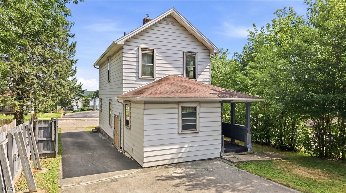 22 Spring Street Property Photo 24