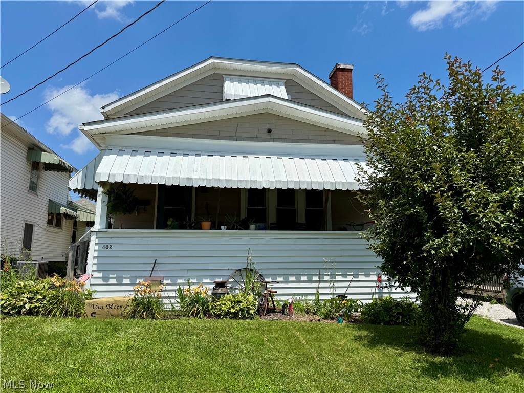 402 E Marietta St. Manor Property Photo 4