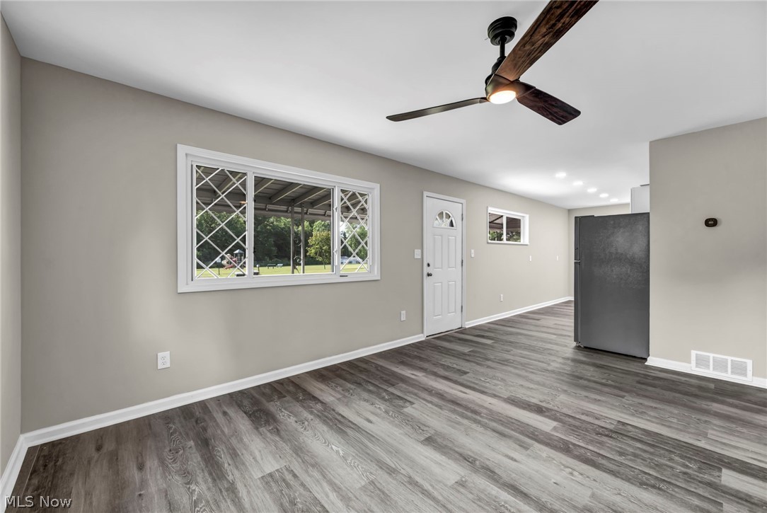 12215 National Drive Property Photo 11