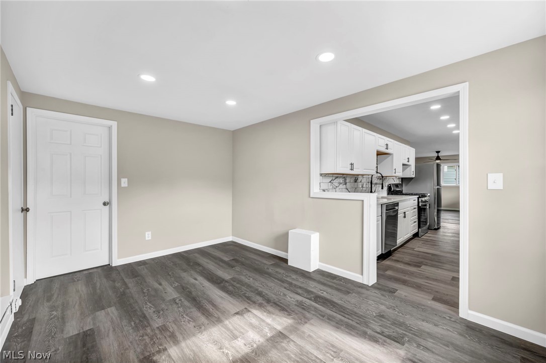 12215 National Drive Property Photo 15