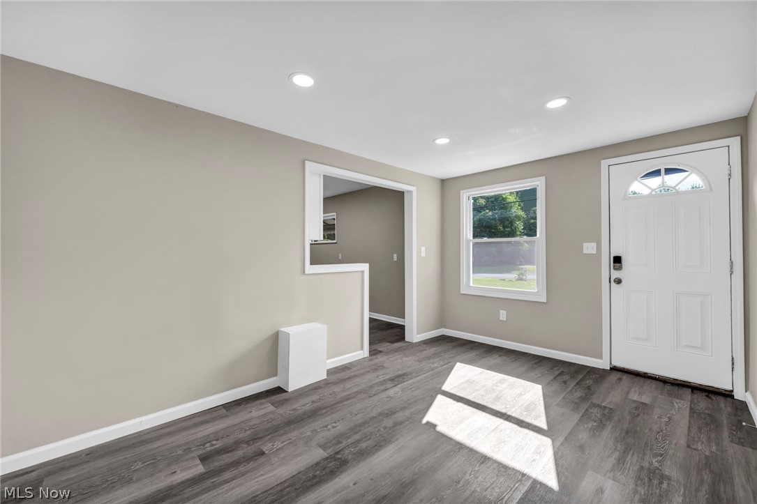 12215 National Drive Property Photo 16