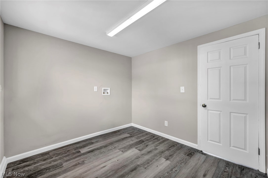 12215 National Drive Property Photo 20