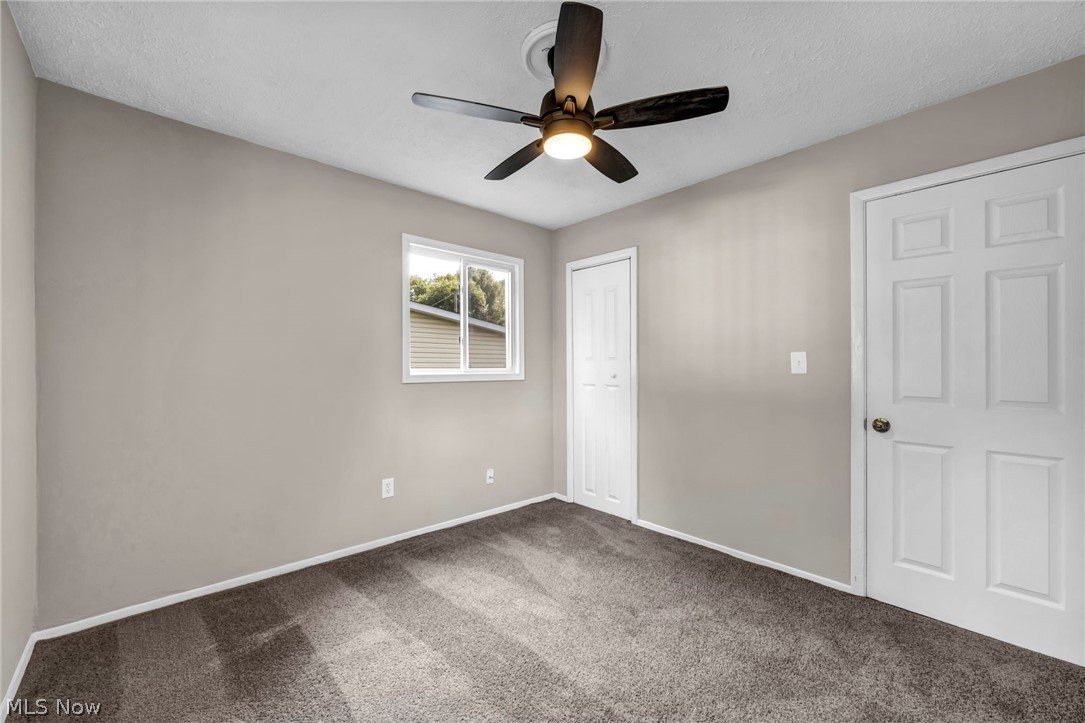 12215 National Drive Property Photo 27