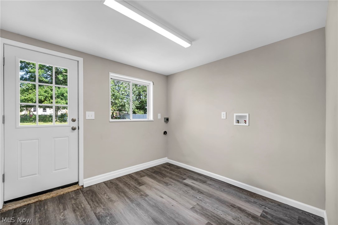 12215 National Drive Property Photo 31