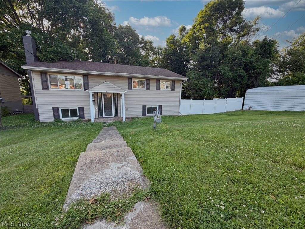 305 Sycamore Street Property Photo 1