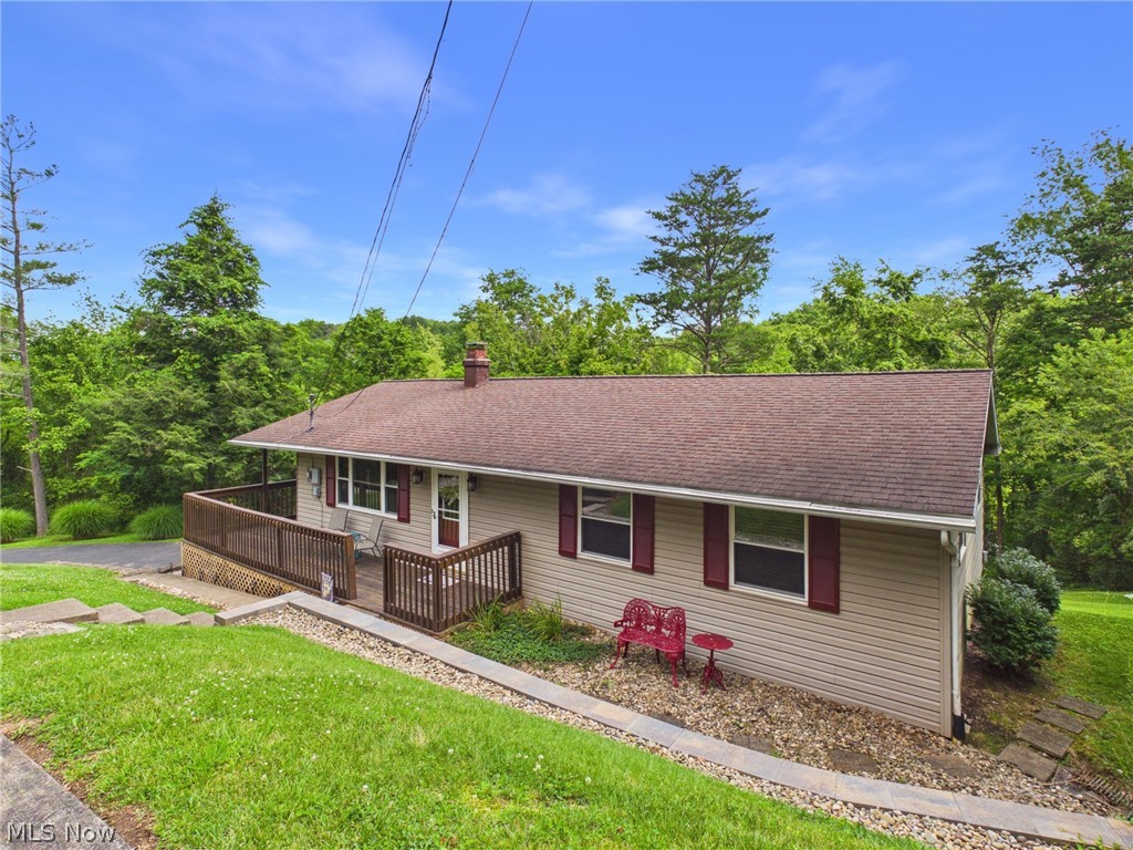 237 Wakefield Drive Property Photo 3