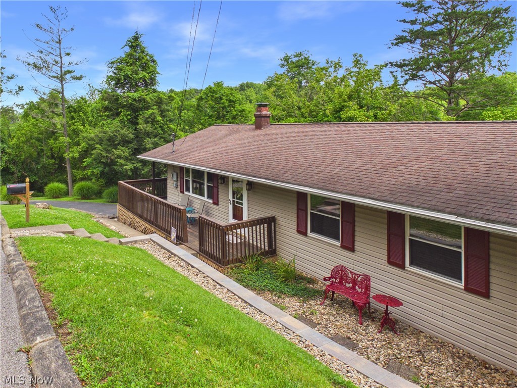 237 Wakefield Drive Property Photo 4