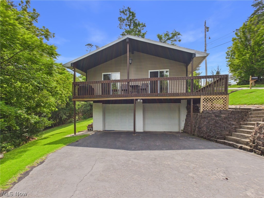 237 Wakefield Drive Property Photo 6