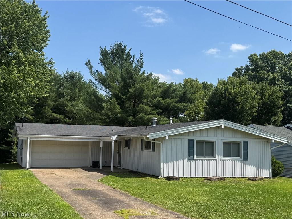 407 Edgewood Drive Property Photo 1