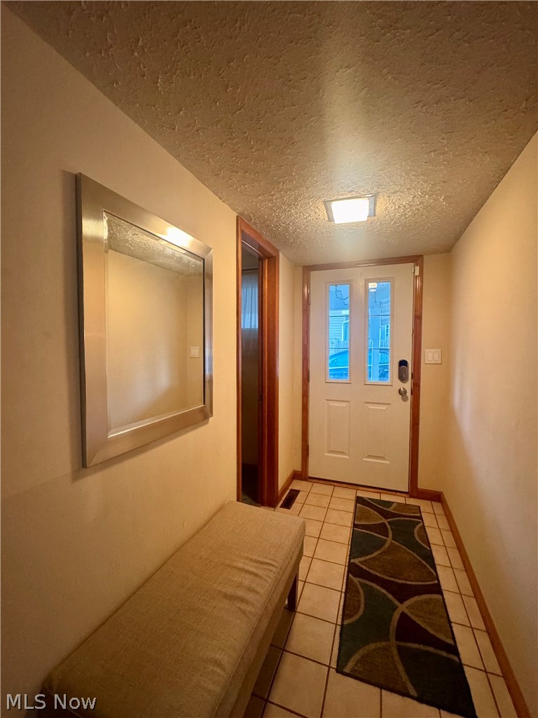407 Edgewood Drive Property Photo 3
