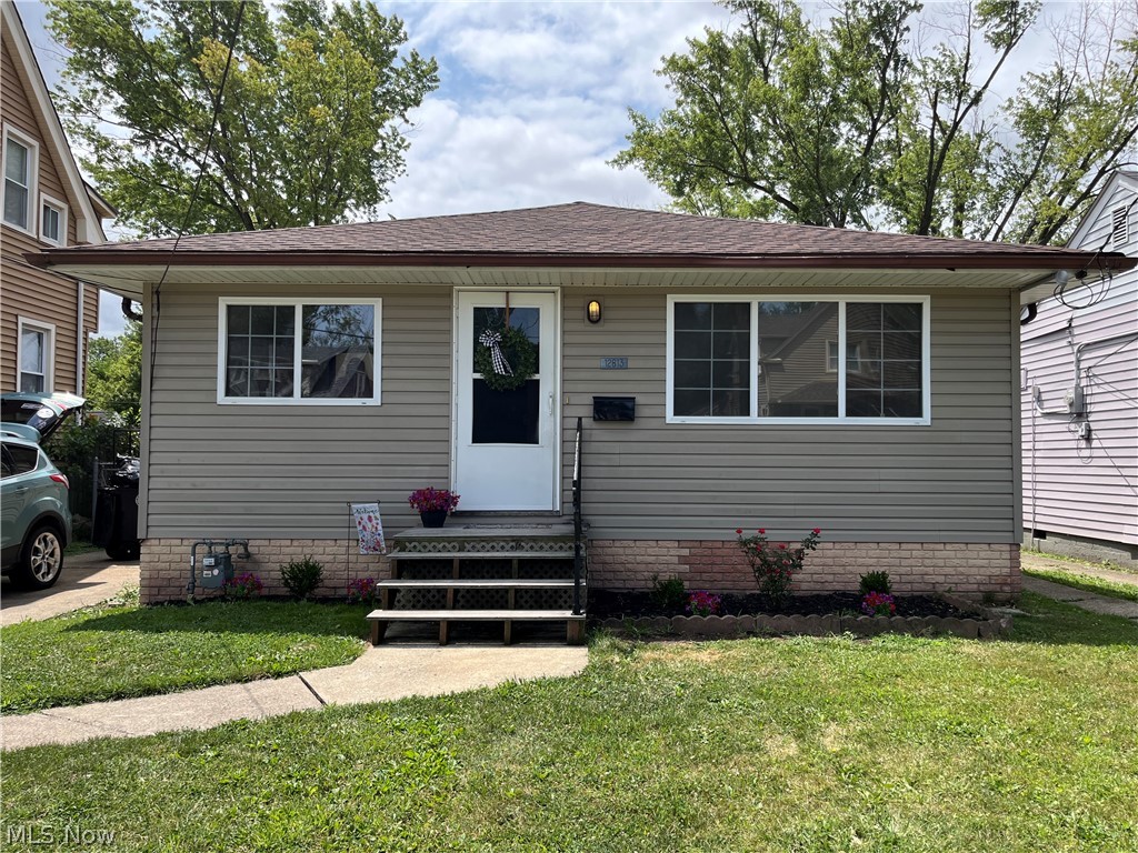 12813 Lena Avenue Property Photo 1